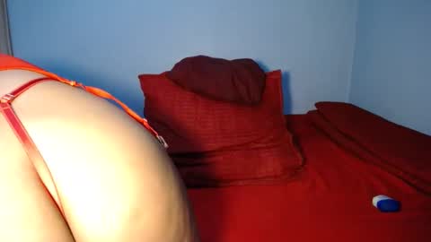 Snapshot of missmimmi69 chatting on January 22, 8:51 am mimmi online show from January 22, 8:51 am