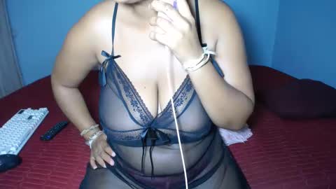 Snapshot of missmimmi69 chatting on February 13, 3:03 pm mimmi online show from February 13, 3:03 pm