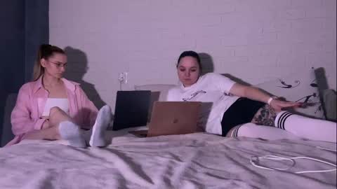 missmiroslava online show from April 12, 5:29 pm