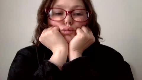 missmistressmal online show from May 8, 1:27 pm