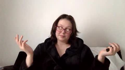 missmistressmal online show from May 10, 4:45 pm