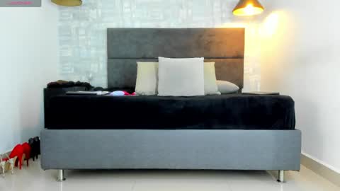 Missnatash online show from April 13, 1:05 pm