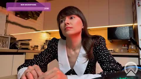 Miss Natasha online show from January 5, 9:25 pm