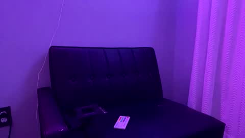 Snapshot of missodin chatting on January 29, 7:25 am SlaveMissOdin online show from January 29, 7:25 am