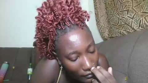 pretty gal online show from February 27, 6:52 pm