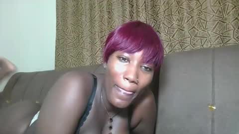 pretty gal online show from March 28, 11:48 pm