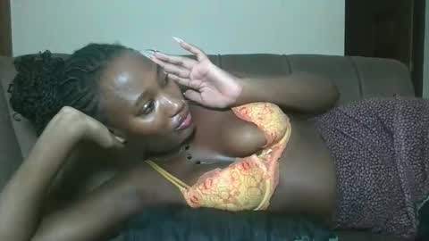 pretty gal online show from April 15, 10:21 pm