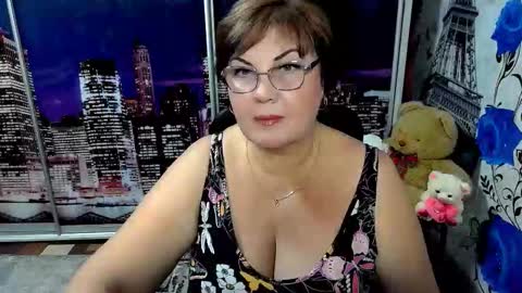 Snapshot of missritabella chatting on November 2, 6:32 pm Rita online show from November 2, 6:32 pm