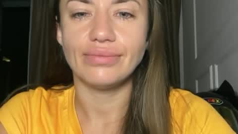 missroriann online show from May 5, 5:32 pm