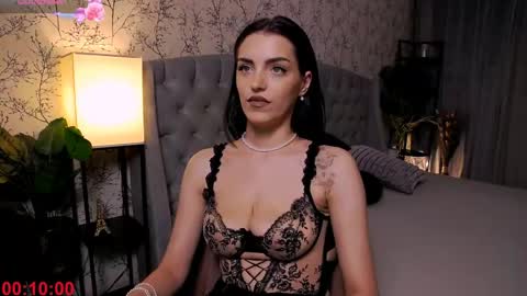 Emily online show from June 8, 1:28 am