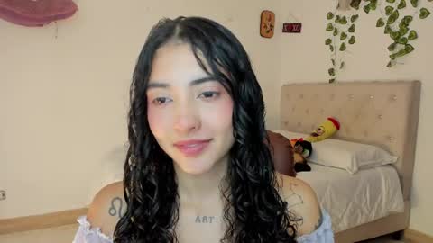 Snapshot of misstexass_ chatting on June 23, 5:00 pm Natalie Texass indepedent model online show from June 23, 5:00 pm