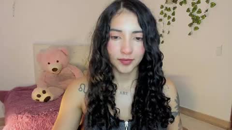 Snapshot of misstexass_ chatting on July 24, 7:12 pm Natalie Texass indepedent model online show from July 24, 7:12 pm