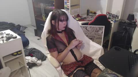 Snapshot of missthon chatting on April 19, 7:51 am missthon online show from April 19, 7:51 am