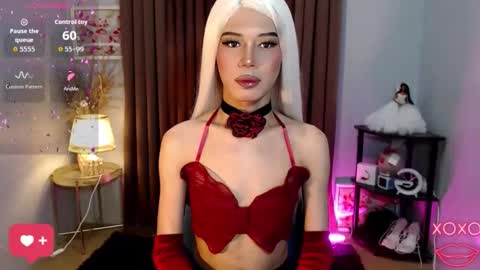 Stella online show from October 20, 7:53 am