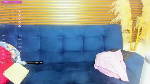 Snapshot of missvalery1 chatting on January 15, 11:30 pm missvalery1 online show from January 15, 11:30 pm