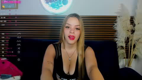 Snapshot of missvalery1 chatting on January 23, 8:56 pm missvalery1 online show from January 23, 8:56 pm