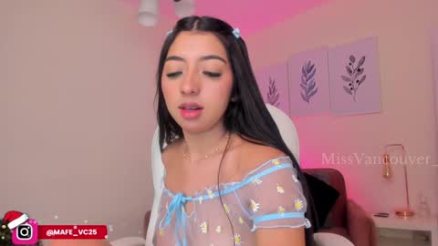 Snapshot of missvancouver_ chatting on December 10, 11:30 pm Mafe Jimenez online show from December 10, 11:30 pm
