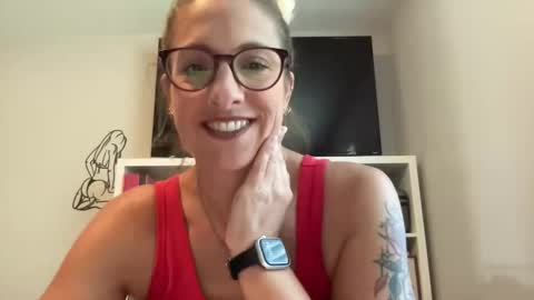 Snapshot of missveronicajaymes chatting on May 22, 4:34 pm Miss Veronica Jaymes online show from May 22, 4:34 pm