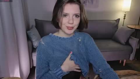 Snapshot of missvikiki chatting on May 24, 5:18 pm Polly online show from May 24, 5:18 pm