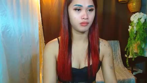 Snapshot of missviolet11 chatting on December 5, 2:33 pm SweetViolet online show from December 5, 2:33 pm