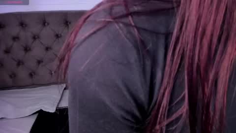 Miss online show from January 31, 8:29 pm