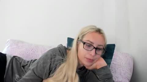 Missy matrix online show from May 19, 9:26 am