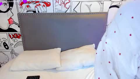 Snapshot of missy_taylor_ chatting on March 7, 8:00 pm Missy online show from March 7, 8:00 pm