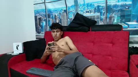 Snapshot of mister_jhonxxx chatting on January 25, 12:06 am mister_jhonxxx online show from January 25, 12:06 am