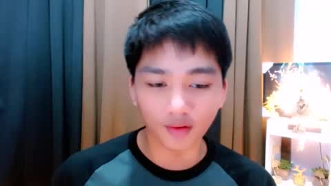 Snapshot of mister_officer chatting on November 30, 4:55 pm SAINT SACHI will make your day online show from November 30, 4:55 pm