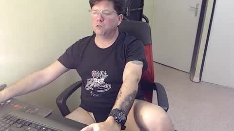 mistercoeur online show from February 10, 4:33 pm