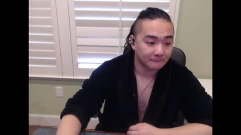 Snapshot of misterlionking chatting on December 16, 6:16 pm Eric online show from December 16, 6:16 pm