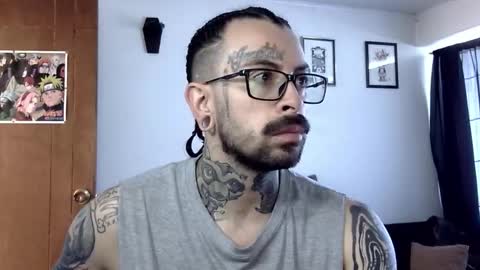 misternocturne online show from October 15, 5:35 pm