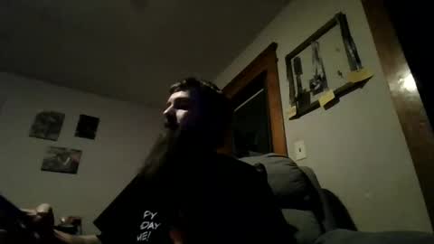 Snapshot of misterstokeit chatting on October 31, 12:50 pm misterstokeit online show from October 31, 12:50 pm