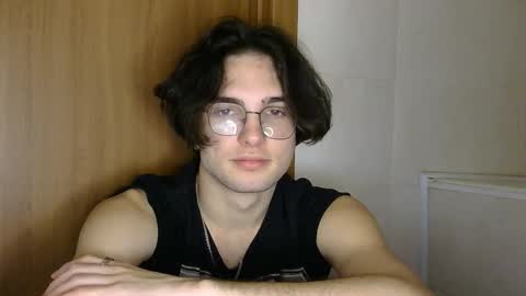 Snapshot of misterunknown_ chatting on January 10, 9:30 pm Dima online show from January 10, 9:30 pm