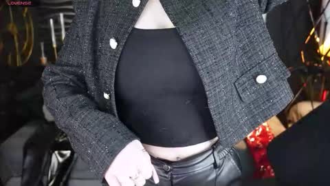 Darsy online show from February 1, 5:50 am