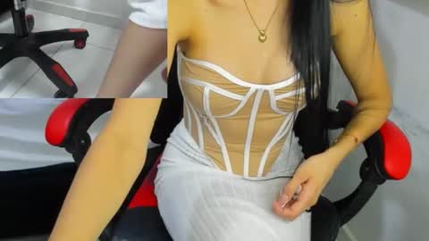 Snapshot of mistress_findom chatting on September 12, 5:29 am mistress_findom online show from September 12, 5:29 am