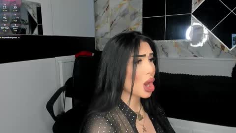 Snapshot of mistress_meryem chatting on February 20, 10:15 pm mistress_meryem online show from February 20, 10:15 pm