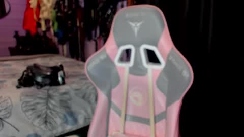 Dirty Priest and Ivi online show from February 10, 11:20 pm