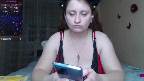 Snapshot of mistresscaro chatting on October 9, 8:18 pm mistresscaro online show from October 9, 8:18 pm