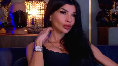 Elenia online show from May 22, 3:06 pm