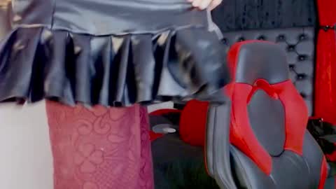 Mistresslombana online show from November 15, 6:00 am