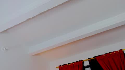 Mistresslombana online show from May 11, 5:46 am