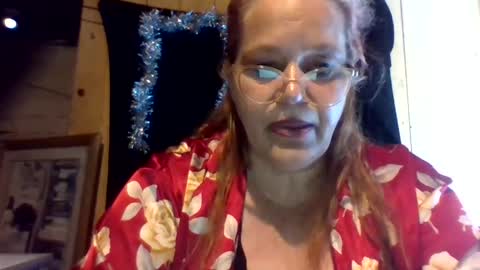 Snapshot of mistressmich623603 chatting on September 11, 1:17 am thick playful mistress  new mature hornygranny online show from September 11, 1:17 am