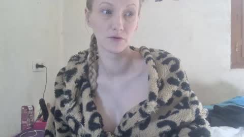 mistressmilly32 online show from February 7, 10:41 am