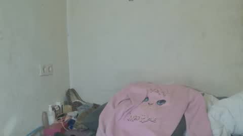 Snapshot of mistressmilly32 chatting on April 24, 9:01 am mistressmilly32 online show from April 24, 9:01 am