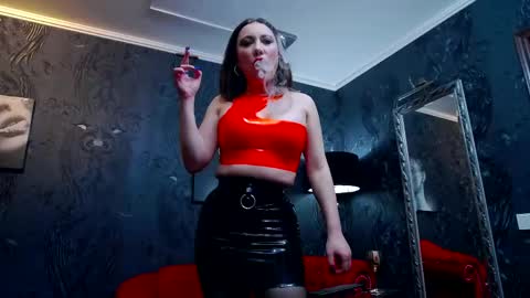 Snapshot of mistresswanda chatting on April 20, 9:05 pm MistressWanda - online show from April 20, 9:05 pm