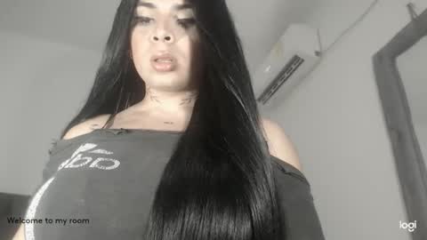 Snapshot of mistressxxalice chatting on February 13, 7:10 pm ALICE MADANE online show from February 13, 7:10 pm