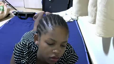 Snapshot of misty_shee chatting on February 9, 8:34 pm misty_shee online show from February 9, 8:34 pm