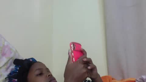 Snapshot of misty_shee chatting on July 4, 9:26 am misty_shee online show from July 4, 9:26 am