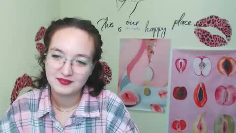 Aria online show from November 19, 7:19 am